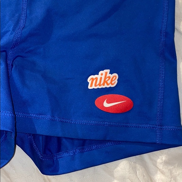 Nike pro shorts - Picture 6 of 10